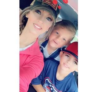 Meet your Posher, Amber